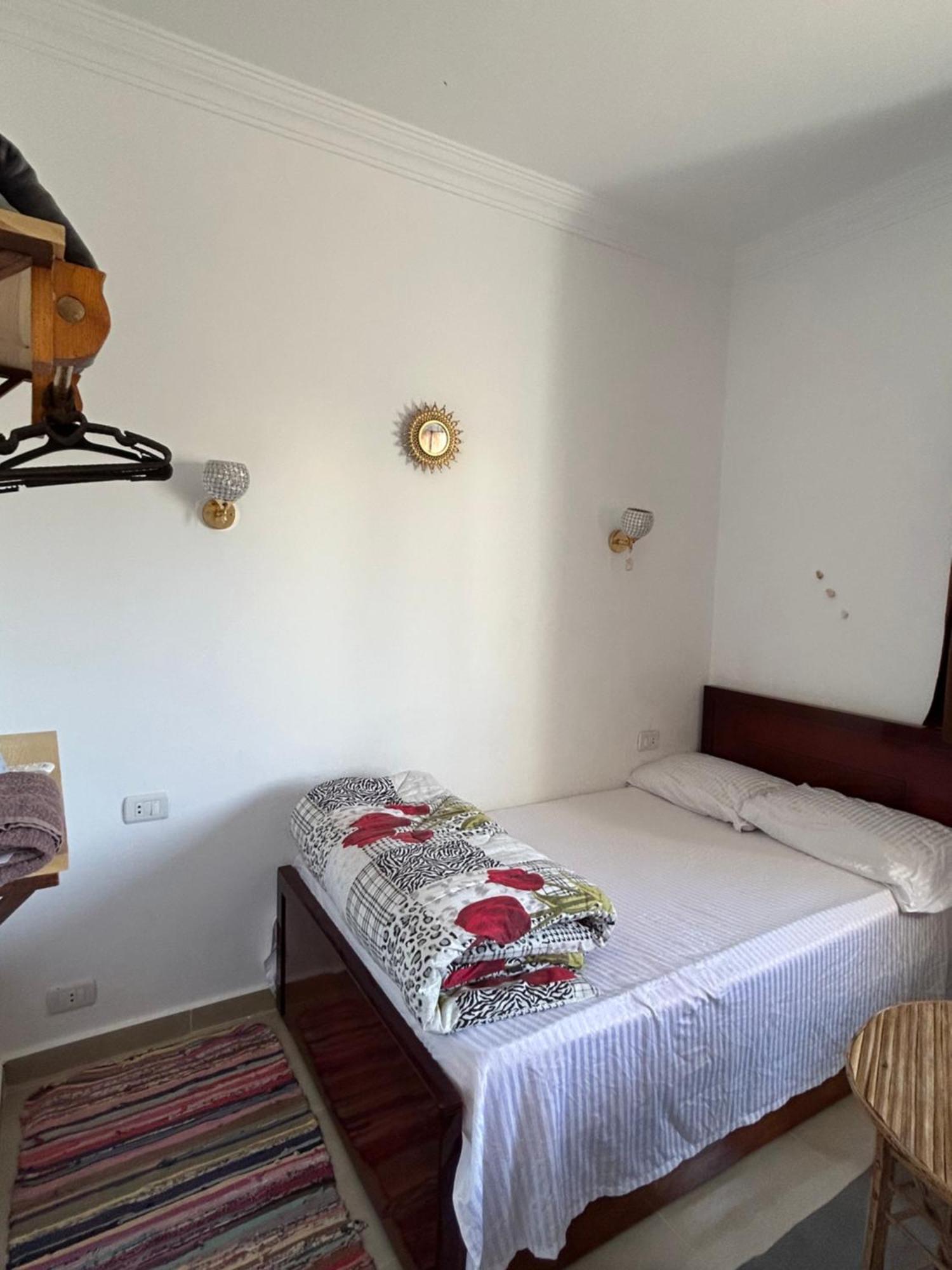 Bedoune House-light House * Dahab